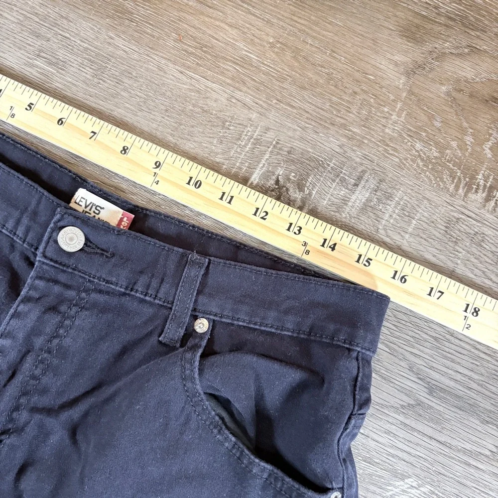 Levi's Jeans Women's Black Shorts Size 14 Stretch